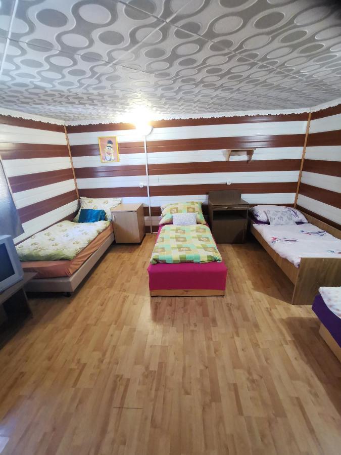 Edit Vendeghaz Tiszaujvaros Exterior photo